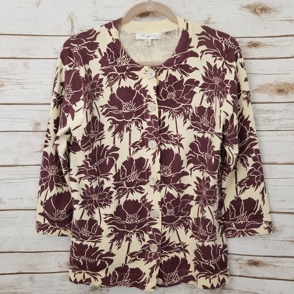 Isaac Mizrahi Sweaters - ⬇️$27 Isaac Mizrahi Cardigan Light Weight XL